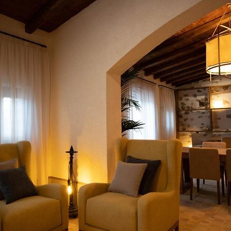 Borgo Delle Pietre Hotel ปอร์โต เอมเปโดเกล ภายนอก รูปภาพ