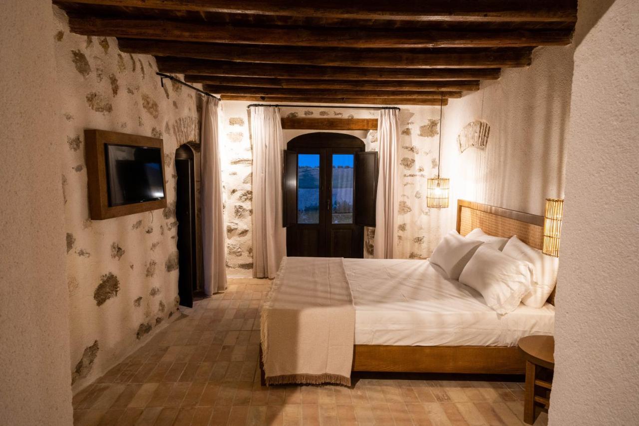 Borgo Delle Pietre Hotel ปอร์โต เอมเปโดเกล ภายนอก รูปภาพ